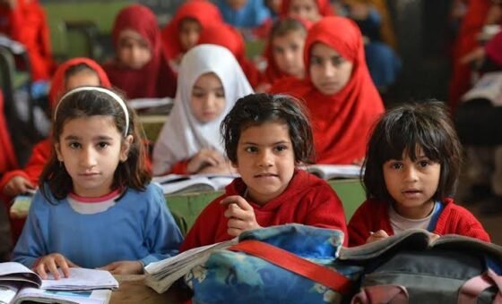 Youth training and education gains: Uraan Pakistan reaches 160,000 youth and 114,300 children